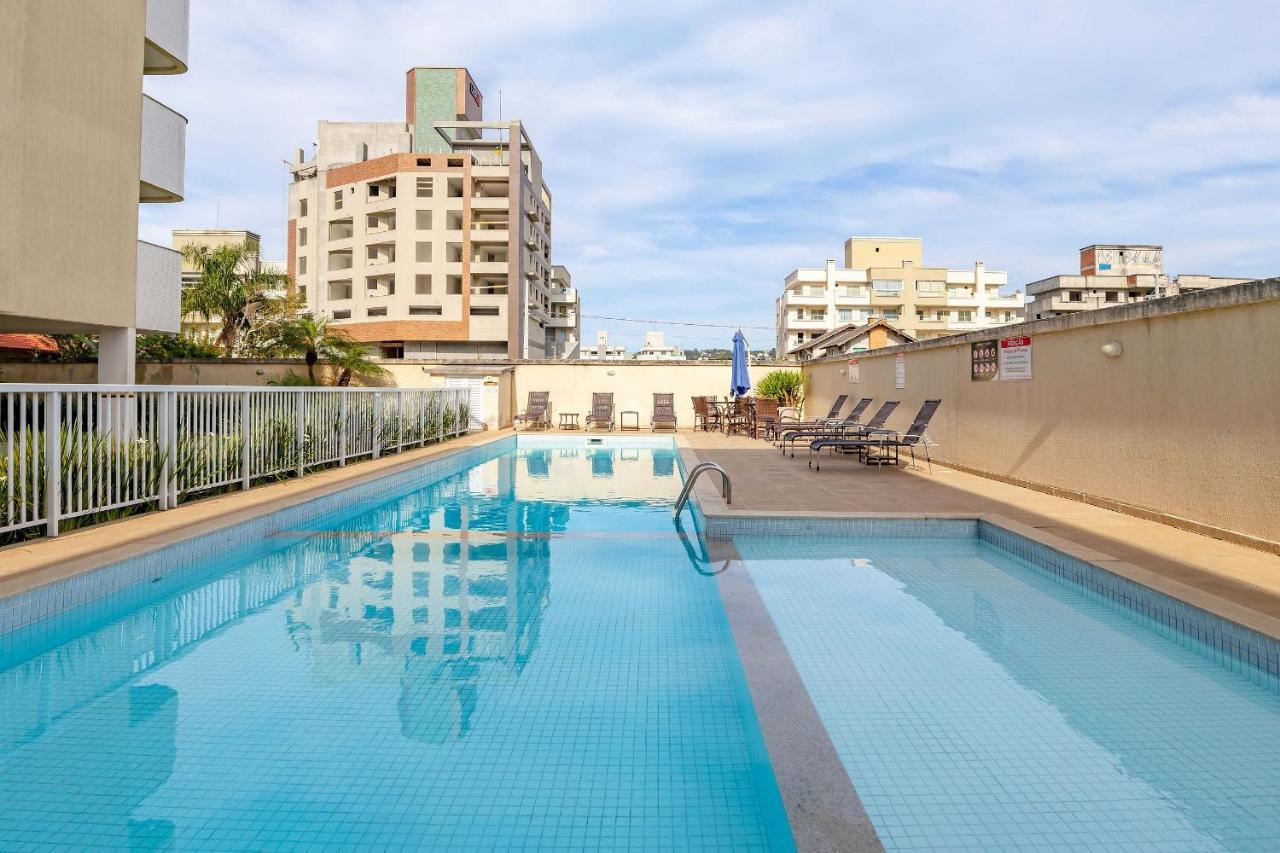 Confortavel Apartamento Em Condominio Com Piscina Bombinhas Eksteriør bilde
